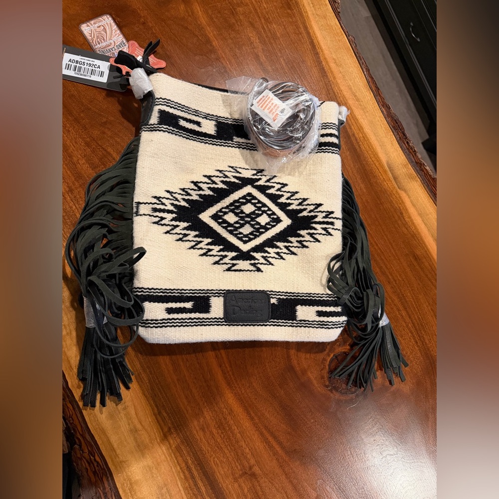 American Darling fringe bag, Black and Cream NWT